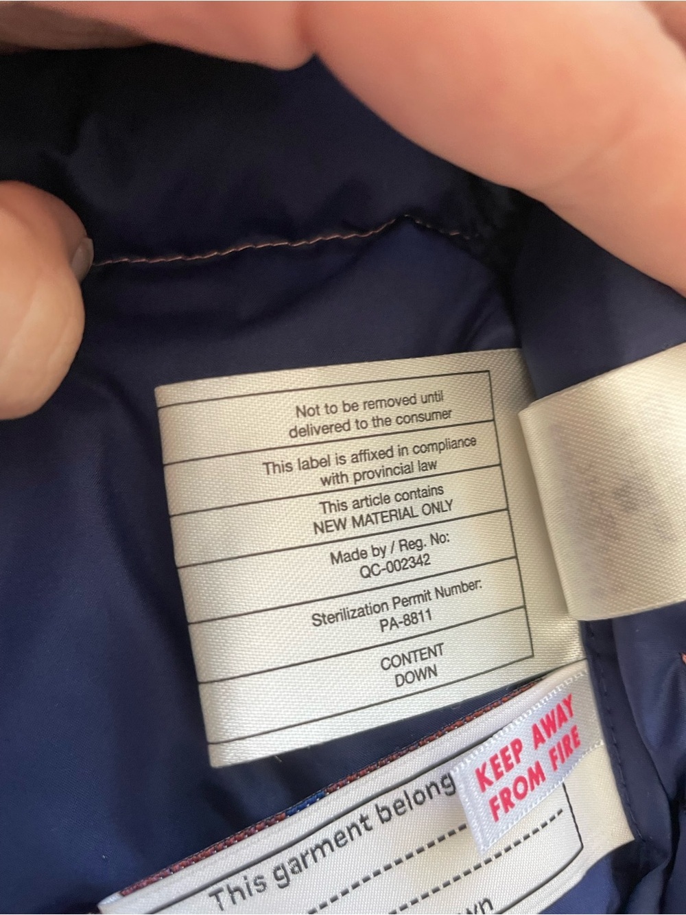 Patagonia Girl’s 3T Waterfowl Feather Down Filled Vest - Picture 7 of 7